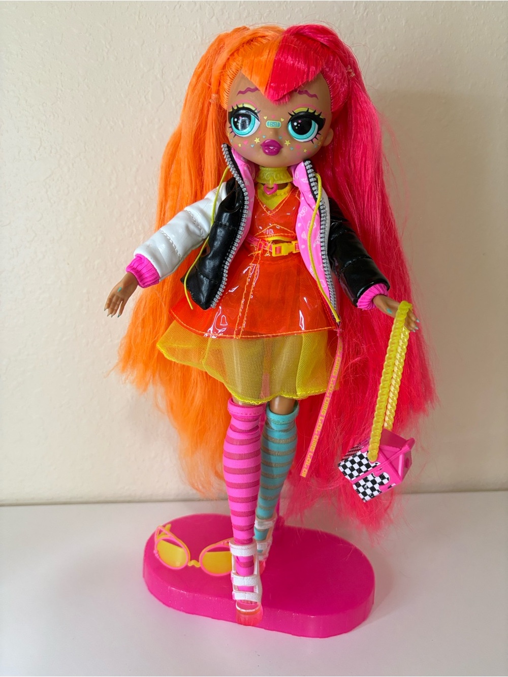 LOL Surprise OMG Fierce Neonlicious Fashion Doll